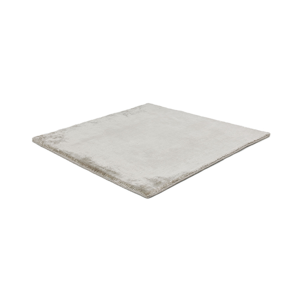 Studio NYC Pearl Edition