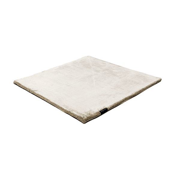 Studio NYC Pearl Edition